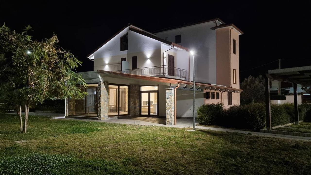 Stella Marina Paestum Hotel Exterior photo